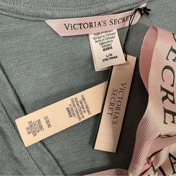 SALE! HENLEY & SHORTS PAJAMA SET - Picture 3 of 5